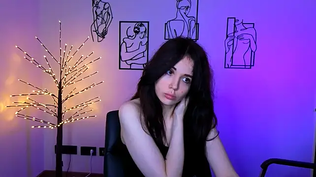 riley_sanders webcam