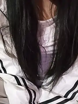 Suca-babyy live cam on StripChat