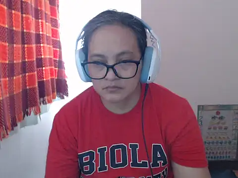 Kinkybela2025 live cam preview