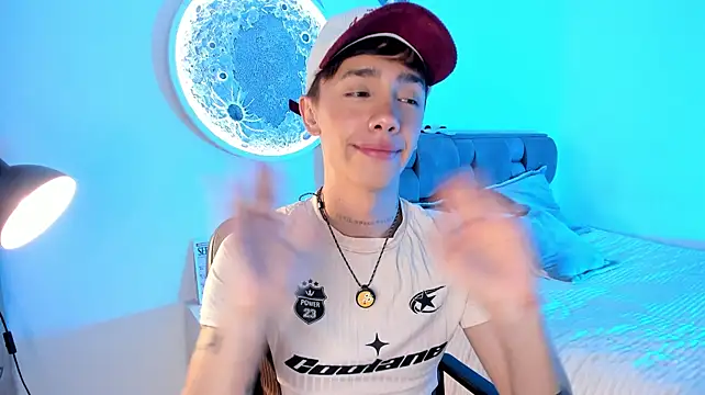 Timothy_ros live cam on StripChat