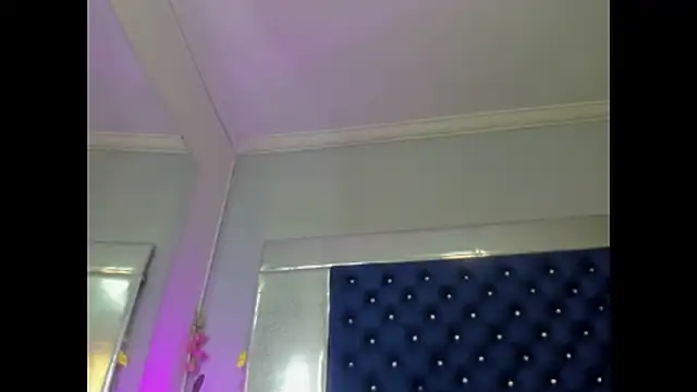 eylen_bigcock33