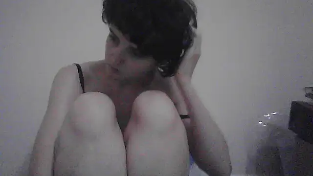 Amy01112 live cam on StripChat