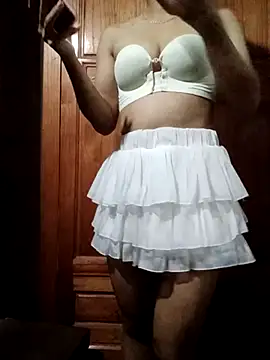 Amelia18z live cam on StripChat