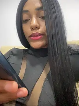 _Brunette_hotXXX