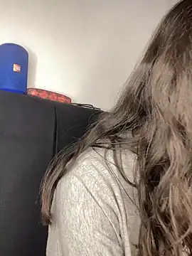 hotwife26 live cam on StripChat