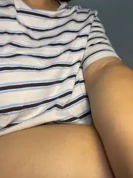 Aitana98_ live cam on StripChat