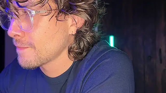 mcklister_kinky_feets