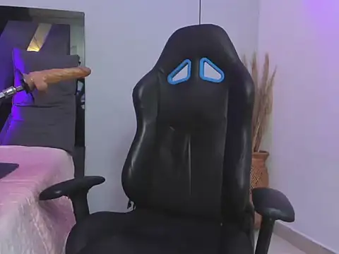 Sam_Restwod live cam on StripChat