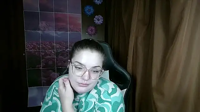 Teasing_Dora