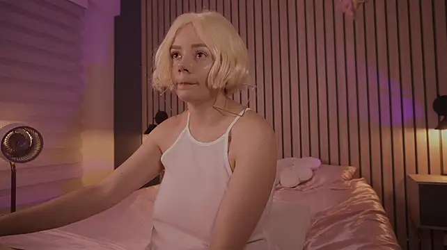 bella_adams_
