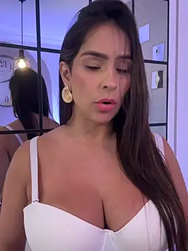 Mau_White
