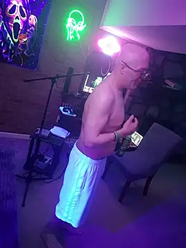 chronic_vibez live cam on StripChat