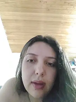 Bella_Karoline