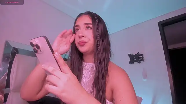 Sussy_Bell01
