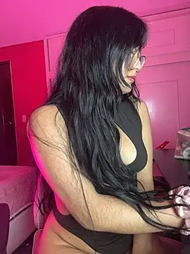 AlynaDoll_