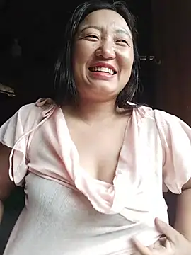 zhen-zo live cam on StripChat