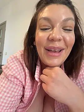 ClaraPasssion live cam on StripChat