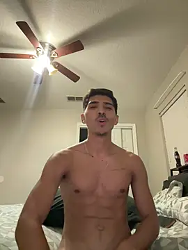 WavyAlloy30 live cam preview