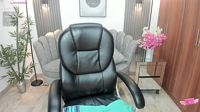 alexa_voss
