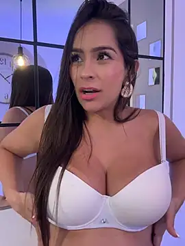 Mau_White