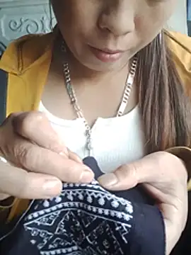 phuongtrinh1 live cam on StripChat