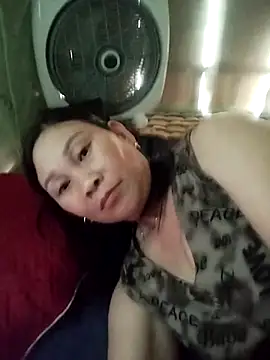 Alisa_x9x live cam on StripChat