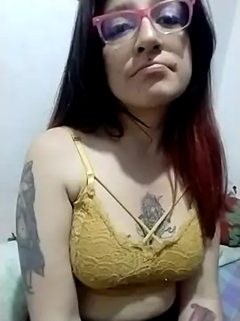 _Alaskamisa live cam on StripChat