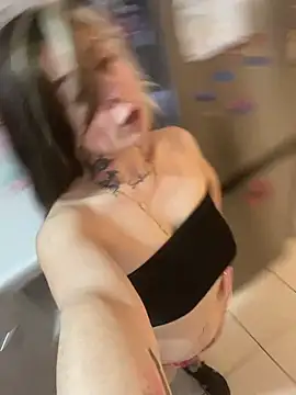 Pastoralrousy live cam on StripChat