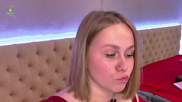 stacy_moorex live cam on StripChat