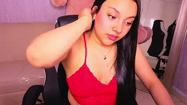 lia_harper_t