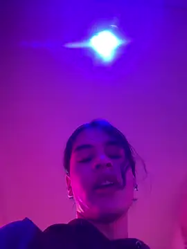Modèle: Violetbellarose1
