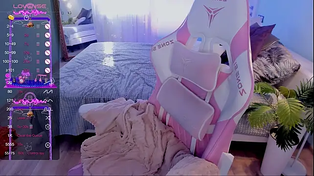 AnyaTaylor_ webcam
