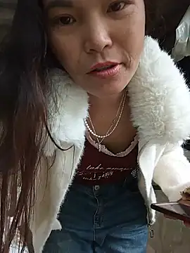 Heryy_xx live cam on StripChat