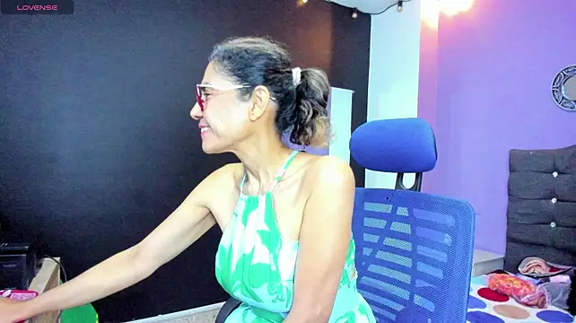 Antonella_Rizzo01 live cam on StripChat