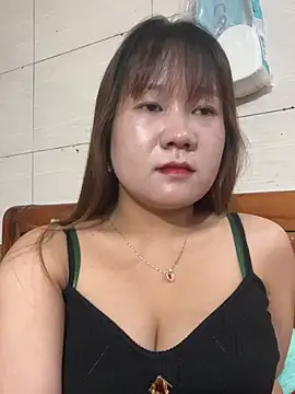 Liness101 live cam