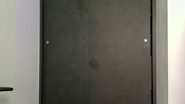 eren_jeager (M twink) - full naked!!