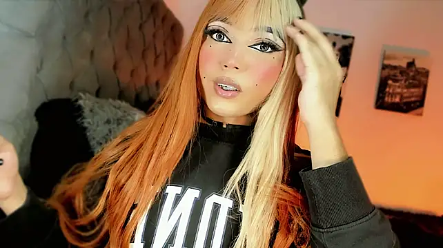Model: misstreslatin