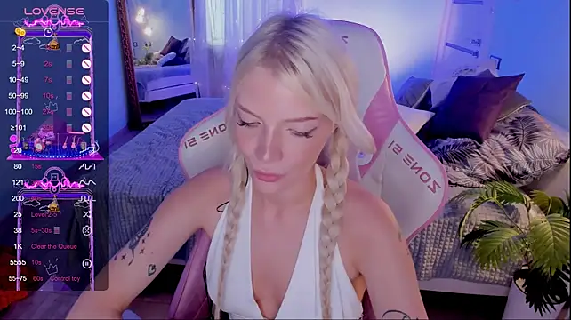 AnyaTaylor_