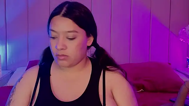 MollyBigBoobs12