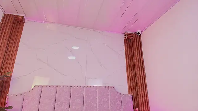 Samantta_606