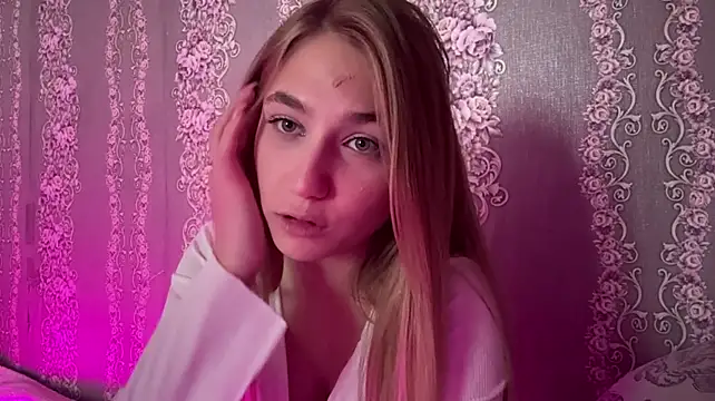 BeautifulFlower live cam on StripChat