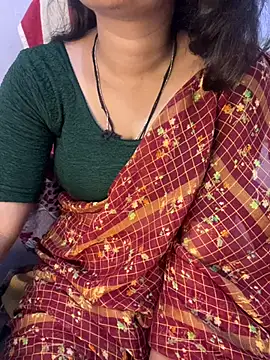APKI_WIFE_1 live cam on StripChat