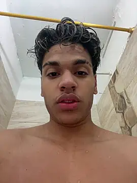 Horny_Apolo live cam on StripChat