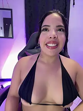 Ari_coleman live cam on StripChat