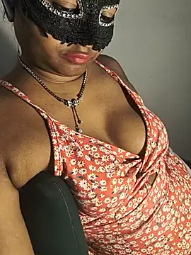 DIRTYSECRET_QUEEN_07 live cam