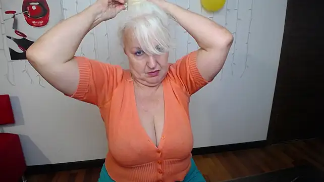 BlondyLeeBest live cam on StripChat