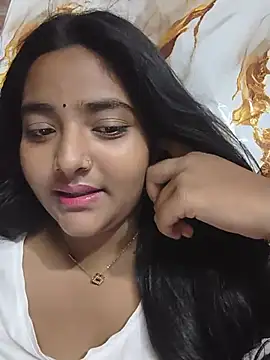 Baby_Myraaa live cam on StripChat
