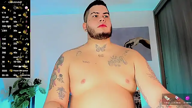 Thomas_chubbyxhot