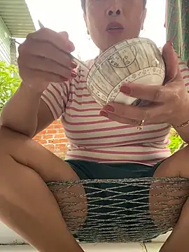 Linaannn live cam