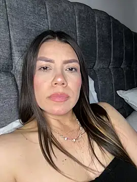martina_contreras live cam on StripChat